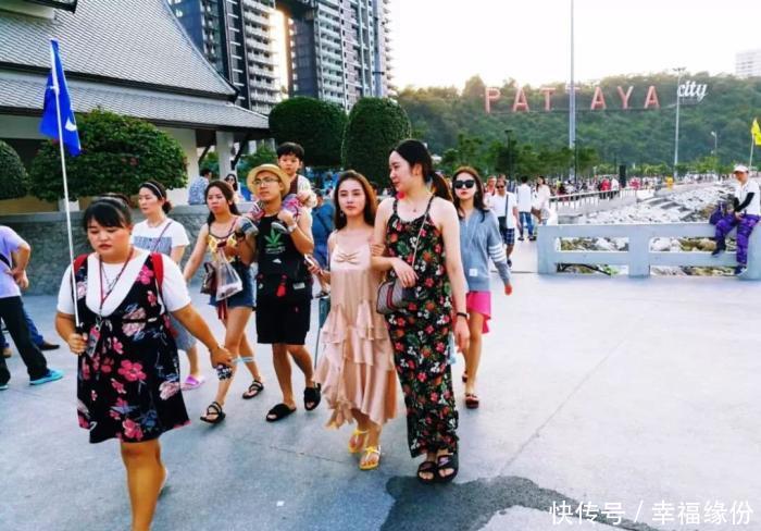 外国人眼中中国游客的三大特征,你中了几条?