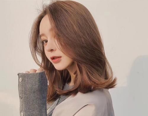  [女性]越剪越美“锁骨发”31款，时尚显脸瘦，适合大多数女性