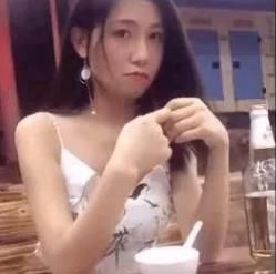 漂亮女教师相亲30次都没成功, 只因她的一个条