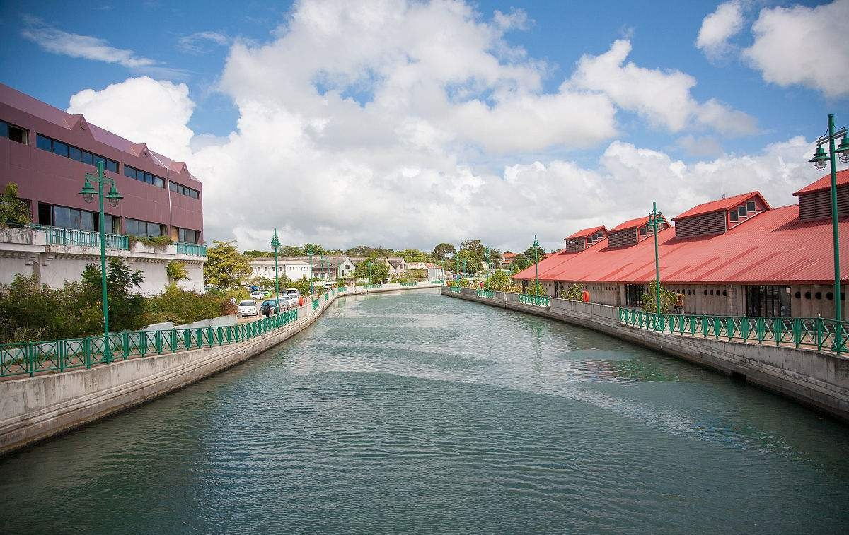 世界唯一黑人发达国家：全国80%黑人，却与韩国一同成发达国家