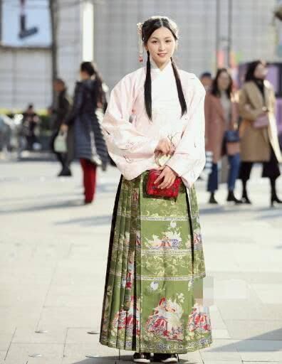  [好看]现在是“汉服”的时代