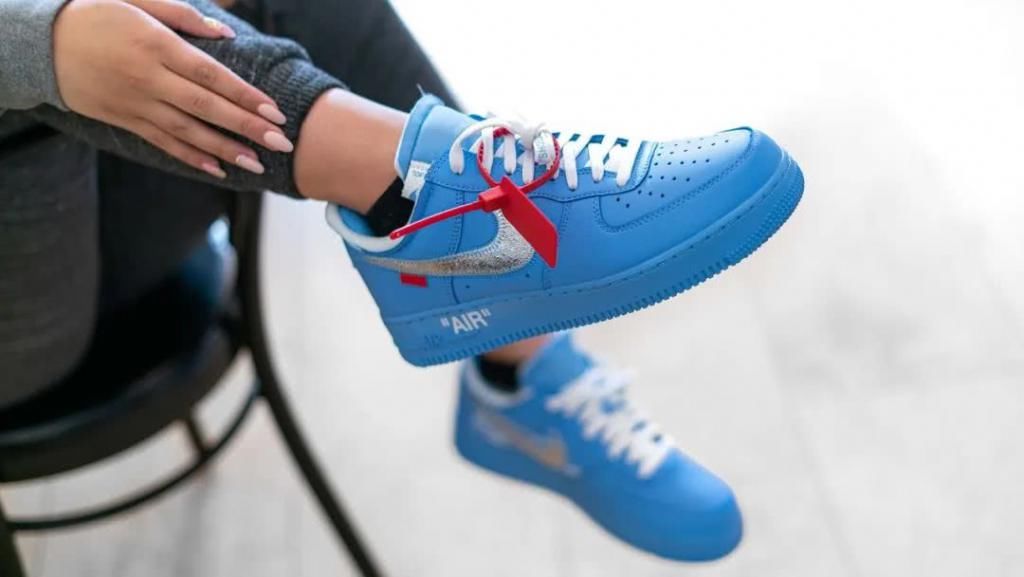 发售:每年都发?OW NIKE AF1 黄色曝光发售