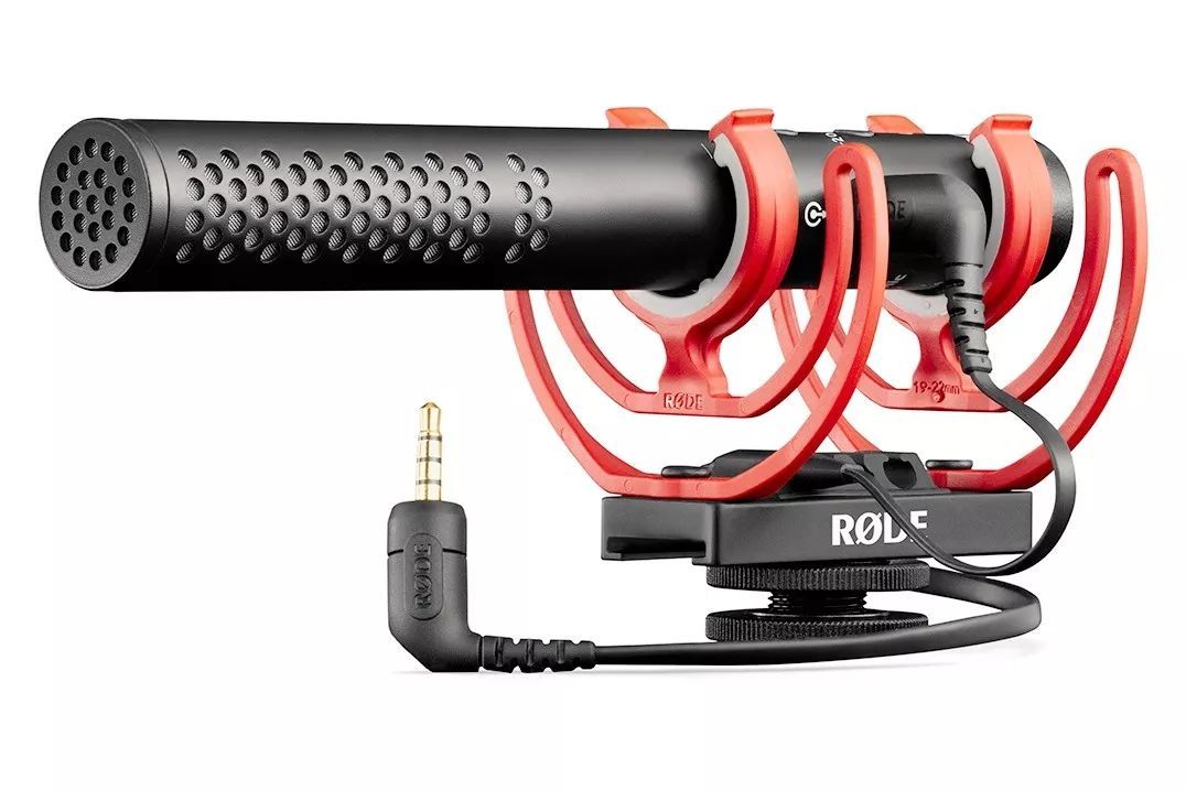 美快递员抛扔万元镜头包裹,2019荷兰自然会谈国际摄影奖揭晓