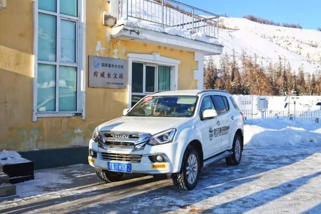 服气!接近零下20度,这台10多万的SUV还敢爬山撒野