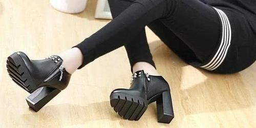 女生第一双高跟鞋该怎么选?看完你就会了