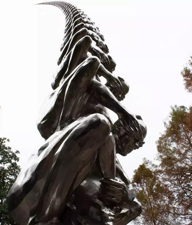 这些不可思议的创意雕塑,每一个都让人大开眼界!