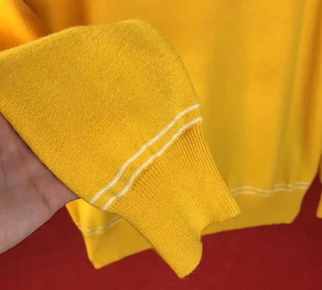 要温度还想要风度?且看这2款毛衣!