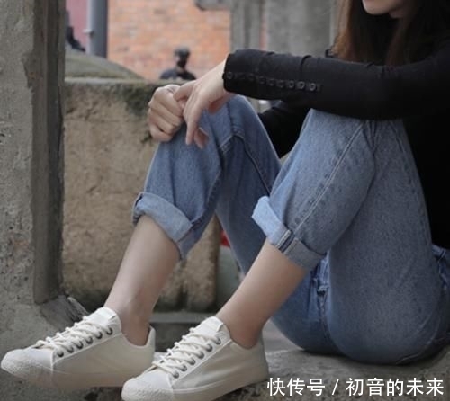 飞跃帆布:谁说只有匡威才最时髦下面这几款鞋子甩它几条街,学生党必备