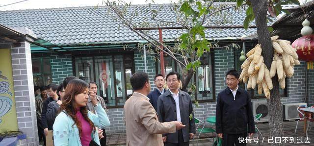 从明年起，这些重要证件就不能办理了，还没办的农民要抓紧