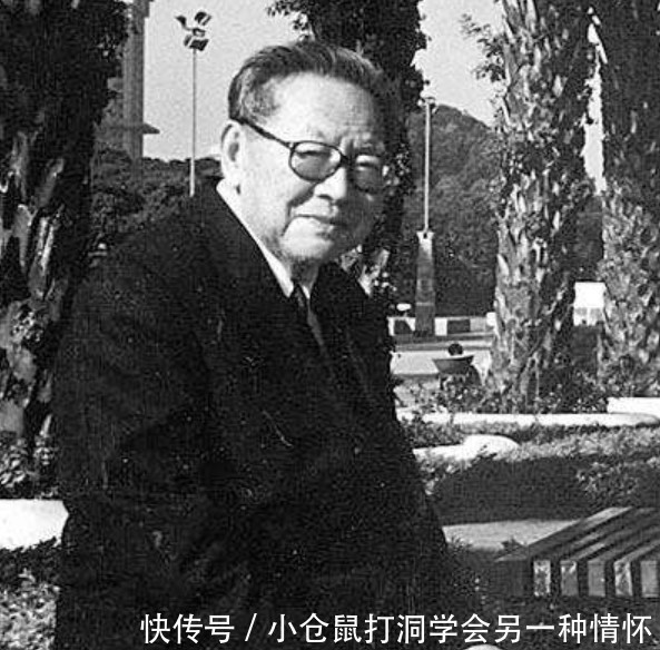 『后头』初见相看两厌,婚后甜蜜50年,病重入院后,他:只求死在妻子后头