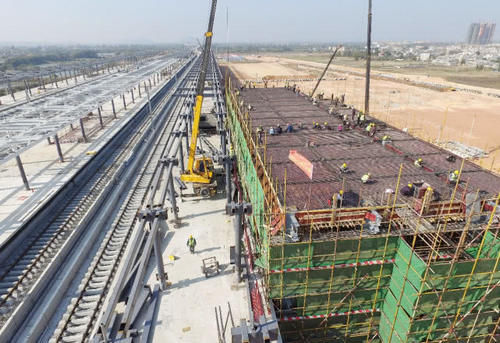  「核心」广东打造的铁路大动脉，连接珠三角核心城市与粤西，长3