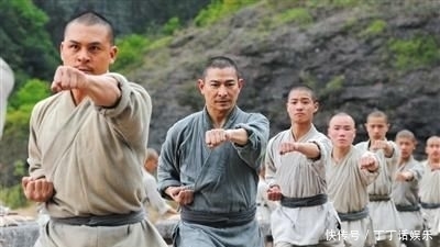  「新京报」释彦能 因为不要命，被周星驰“教育”