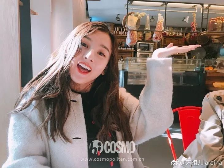 美人计 | 姐妹花宋祖儿和欧阳娜娜，就是女大学生造型标杆