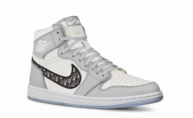 奢侈品|别以为是化一千买Dior,事实上是花一万买AJ那样的联名鞋方法您如何判断