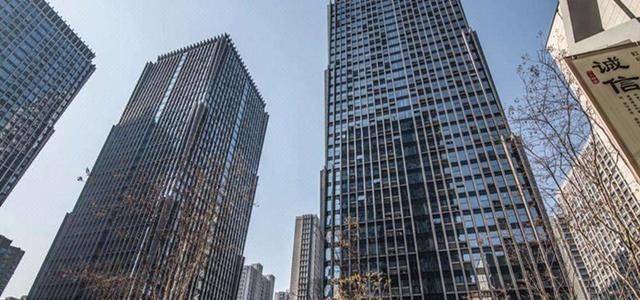 物业暂时没法取消，业主苦于物业久矣，不妨看看业主自筹物业小区