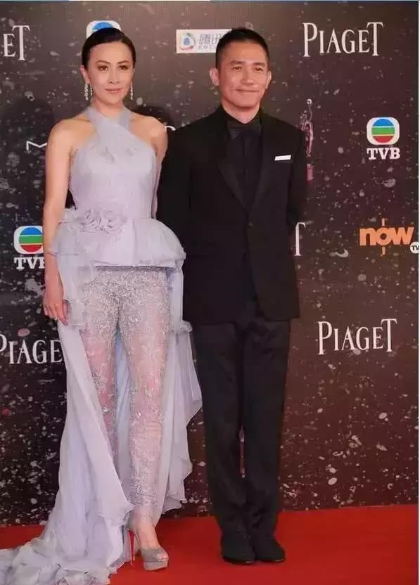 刘嘉玲从来都是穿衣范本，但这件裙子下半身真让她难堪！