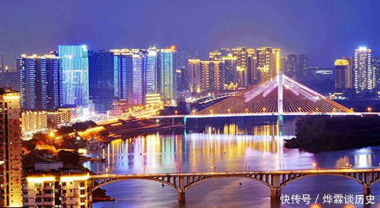  四川：航拍夜景，四川六大城市成都、绵阳、南充