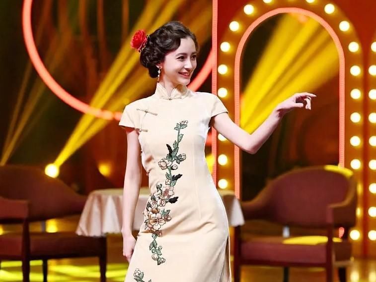 自由■“教主”因祸得福! 媳妇baby从18岁到30岁自由转换, 网友: 羡慕了