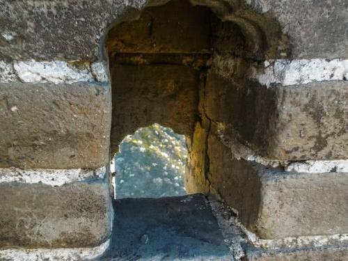 乐山峨眉山风景区、酒泉三危山……细数那些地势险峻的景点