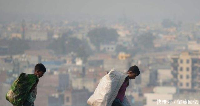 全世界最脏的首都，垃圾堆有17层楼高，城市里却没有公共垃圾桶