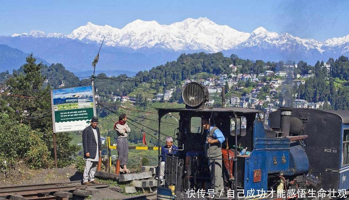 这辆火车推翻对印度认知，票价最低四万，全程五星级服务