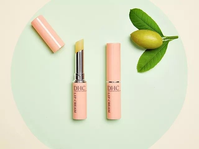 日本口碑最佳的润唇膏，淡化唇纹、持久滋润