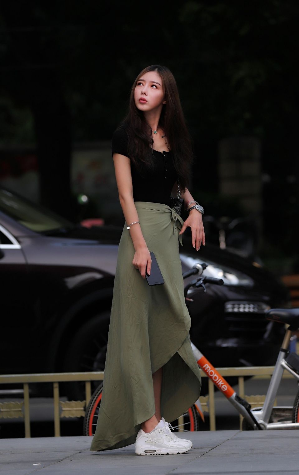 街拍：北京这个屯的时尚美眉真多，你觉得哪位最养眼？