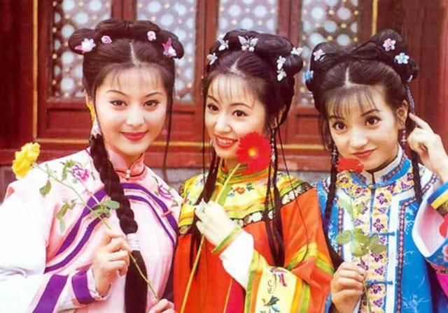 #美妆博主#小燕子的高挑眉,紫薇的百变唇妆,《还珠格格》才是美妆种草机啊