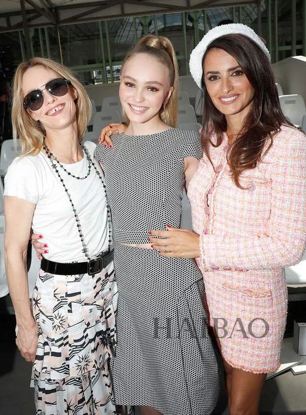 用Chanel的方式打开浪漫巴黎，刘雯、周迅都被彻底迷倒了!