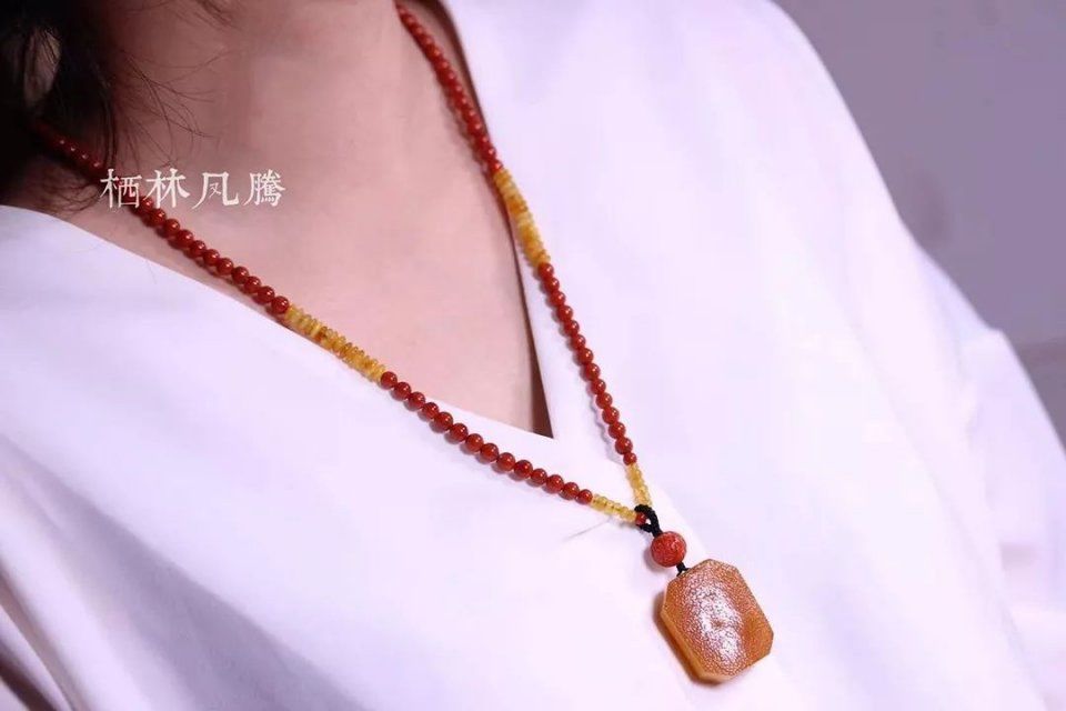 你真的会戴项链吗?献给精致女人的小秘密……