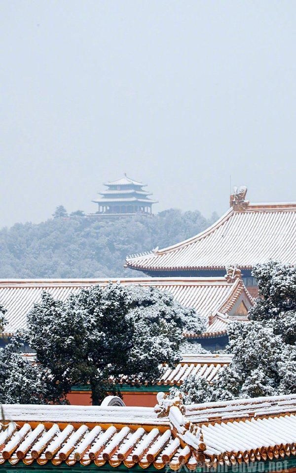 怎么拍摄建筑 学会这三点构图技巧 故宫的雪你拍也好看