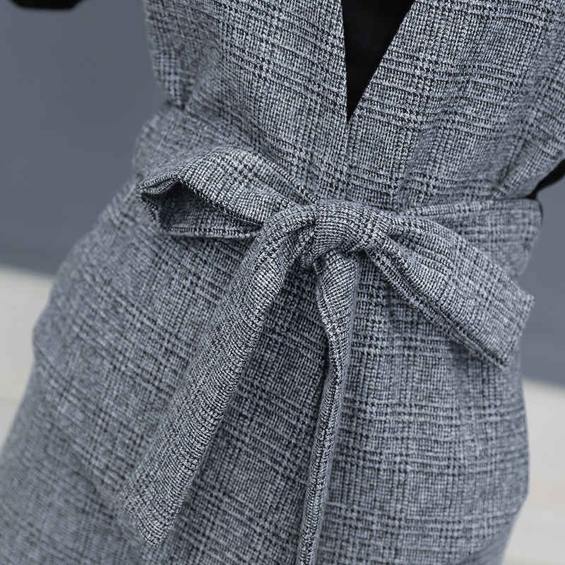 你是35-48岁间,初秋不会穿,推荐穿这新款套装,洋气超嫩美