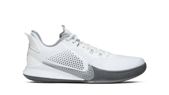  Fury：Kobe Bryant 全新签名鞋款 Mamba Fury 即将正式发售