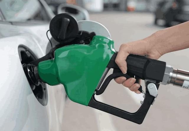 这个城市的油价突破9元！平均油价最高的省份，这里的高速都免费