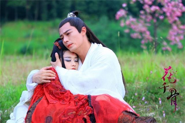 赵丽颖节目中莫名躺枪，被黑粉骂作秀，真爱粉大骂：你是不是瞎？