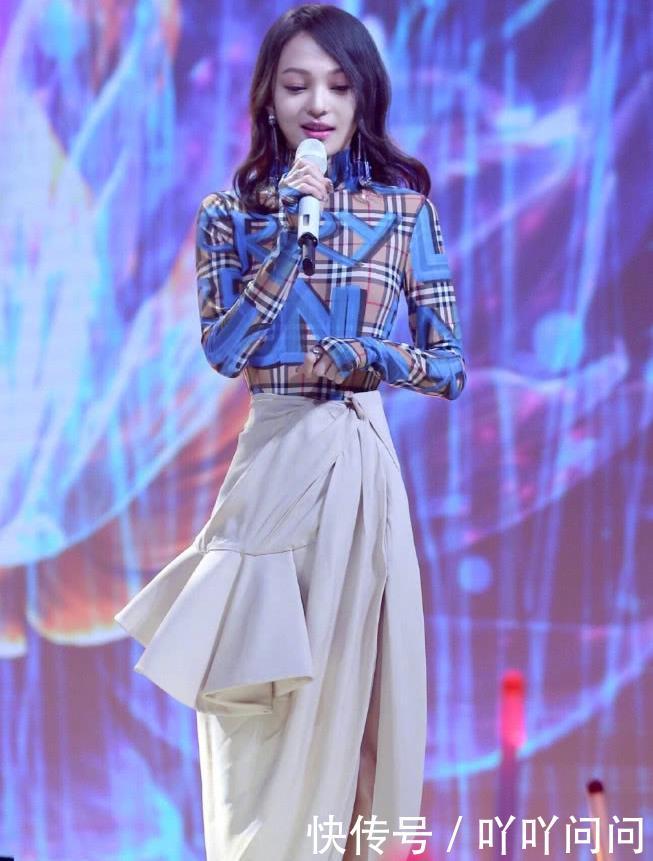 36岁张韶涵竟学21岁张雪迎穿连体衣,网友上厕所咋整