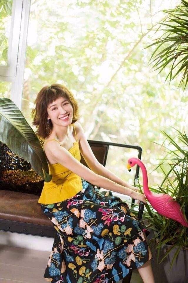 苏青饰演的“尔晴”人人喊打,但剧外的苏青时尚的众人追捧!