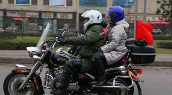重庆被称为“摩托之都”, 摩托保有量过百万, 为何却没“禁摩”?