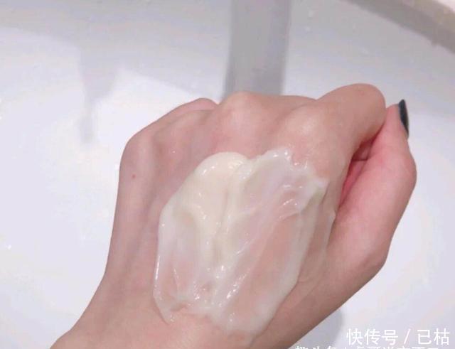  『分钟奇迹』“染烫女孩”的福音，学会用好护发素，也能还你一头柔顺长发