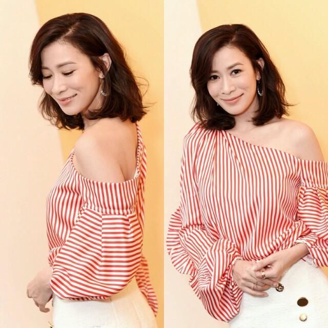 佘诗曼又用长裙配长筒靴,穿上减龄背带裙还真是好看,哪像43岁!