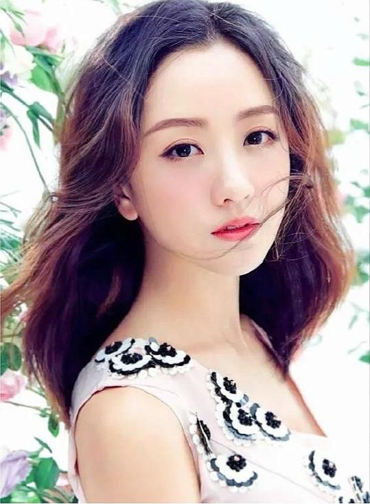 《口红王子》爆出上万元面霜，难怪杨蓉素颜这么美！