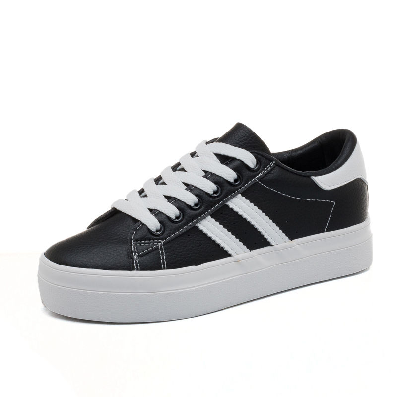 哇哦!今年流行到爆炸的百搭鞋，舒适透气，还巨时髦