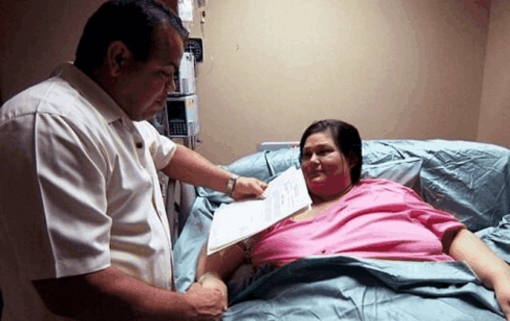 女子一年减去600斤, 减肥成功后成女神, 颜值惊艳众人, 众富豪疯