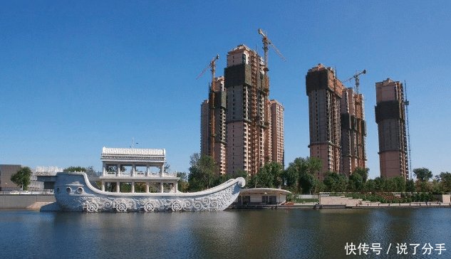  #更鼓#社会消费大比拼北上广深高居前四，重庆成都天津谁的钱包