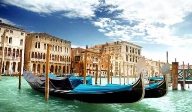 世界上唯一没有汽车的城市,美的不像话!