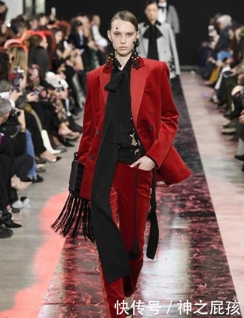 【蝴蝶结】Elie Saab 2020年秋冬系列 清新波点时尚穿出最美高级感