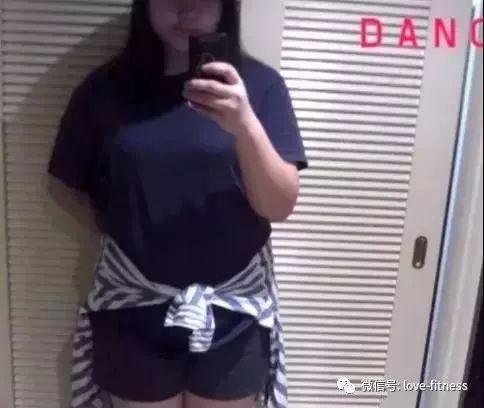 从100公斤减到50公斤,如今她漂亮到亲妈不敢认!