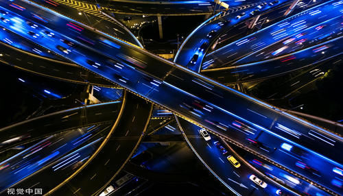  [更多]陆铭：深圳会给香港人民带来更多的发展机遇