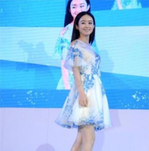 穿超短裙最美的女星，个个双腿笔直修长，每一位都是女神啊！