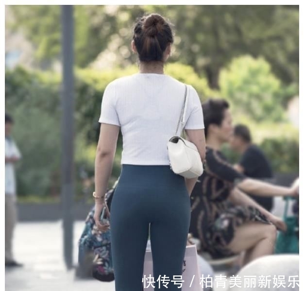  搭配风格|打底裤舒适有型不紧绷,塑造独特的女性曲线